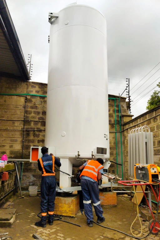 Installation photo from the Carbacid tank telemetry deployment