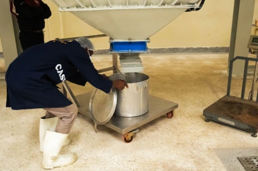 High-precision weighing system for accurate measurement of grains in industrial silos.
