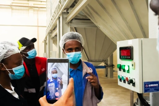 Digital silo weighing system providing accurate and efficient grain weight monitoring.