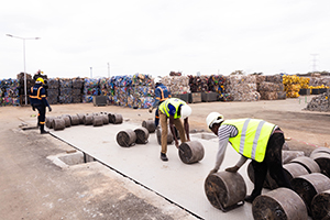 Weighing Solutions for Waste Management in Kenya – Accurate and Durable Systems Reliable weighing systems for Kenya’s waste management industry, including weighbridges and portable scales. Track, manage, and optimize waste collection and disposal operations.
