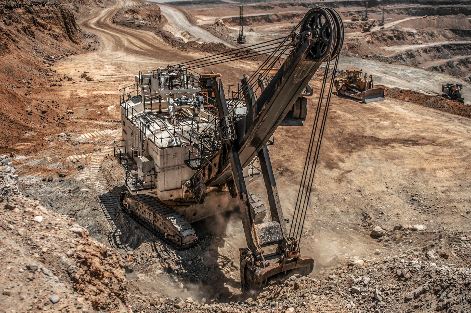 Heavy-duty weighing systems for mining operations in Kenya A rugged weighbridge installed at a mining site in Kenya, accurately weighing mineral-laden trucks and enhancing efficiency, accountability, and safety in heavy-duty mining operations.